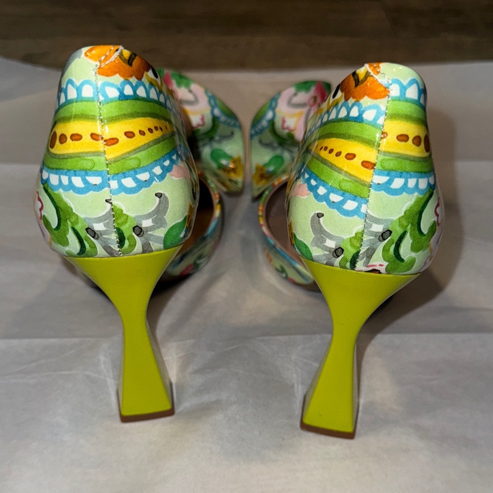 Betsey Johnson Multicolor Floral Bow Pointed-Toe Pumps - Picture 2 of 7